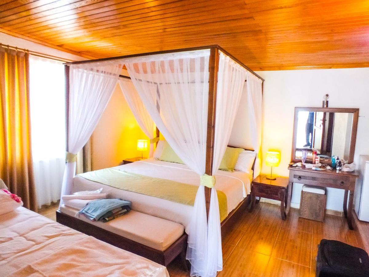 Aphrodite Hotel Bozburun Bagian luar foto