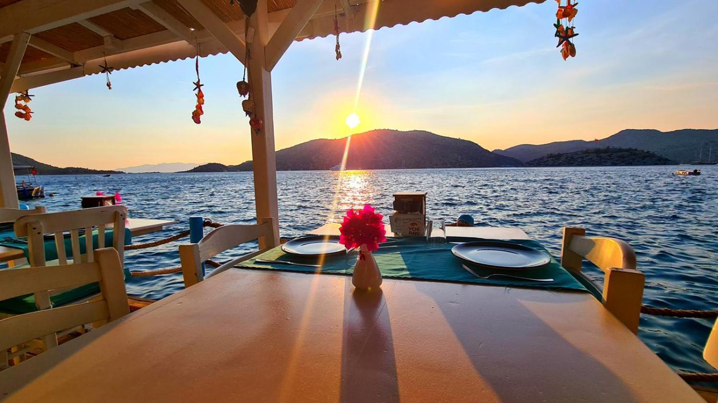 Aphrodite Hotel Bozburun Bagian luar foto